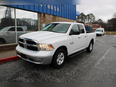 2018 Ram 1500 SLT RWD photo