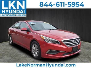 2017 Hyundai Sonata 2.4L FWD photo