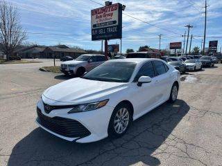 2018 Toyota Camry LE FWD photo