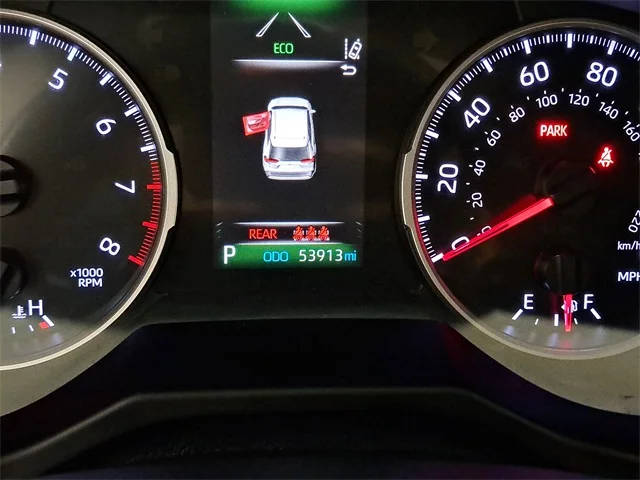 2019 Toyota RAV4 LE FWD photo