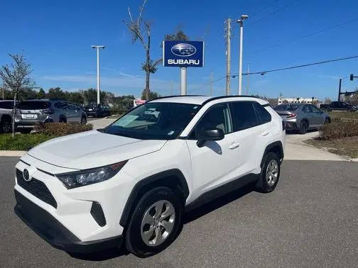 2019 Toyota RAV4 LE FWD photo