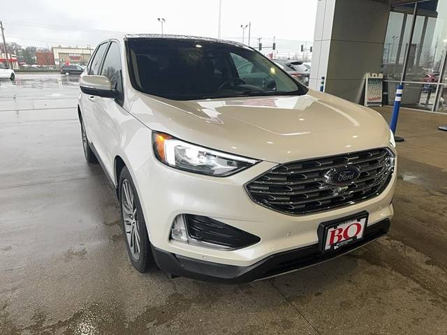 2019 Ford Edge Titanium AWD photo