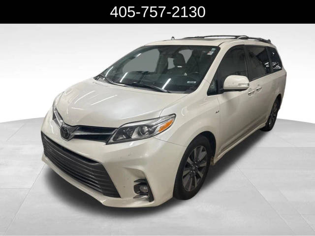 2020 Toyota Sienna Limited Premium AWD photo