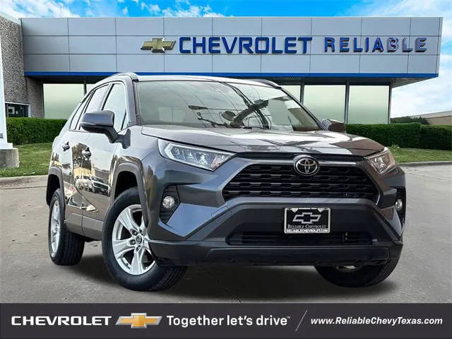 2019 Toyota RAV4 XLE AWD photo