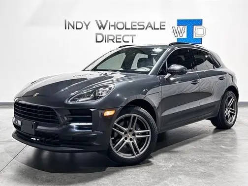 2019 Porsche Macan  AWD photo