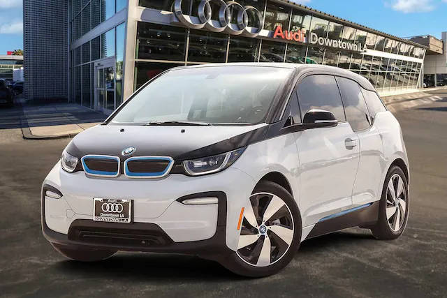 2019 BMW i3  RWD photo