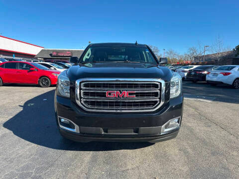 2019 GMC Yukon XL SLT 4WD photo