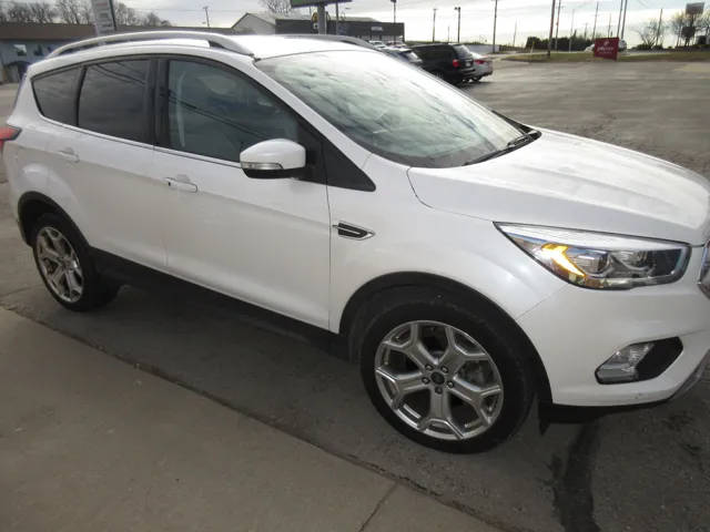 2019 Ford Escape Titanium 4WD photo