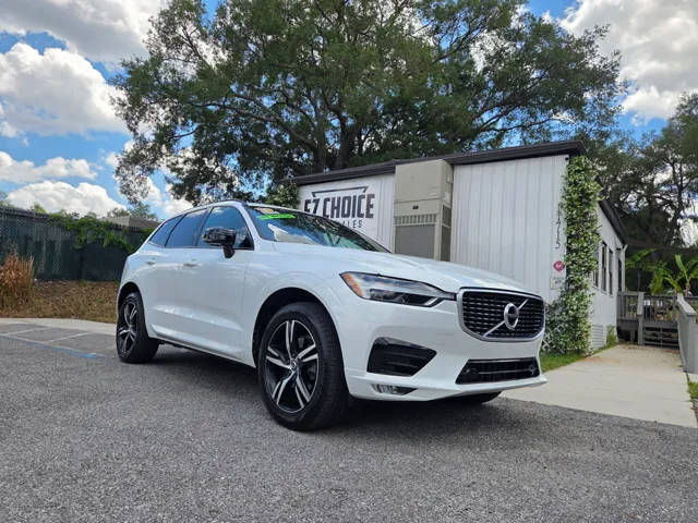 2020 Volvo XC60 R-Design FWD photo