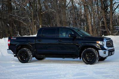 2019 Toyota Tundra SR5 4WD photo