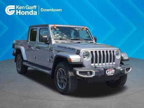 2020 Jeep Gladiator Overland 4WD photo