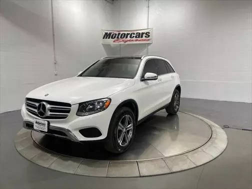 2016 Mercedes-Benz GLC-Class GLC 300 AWD photo