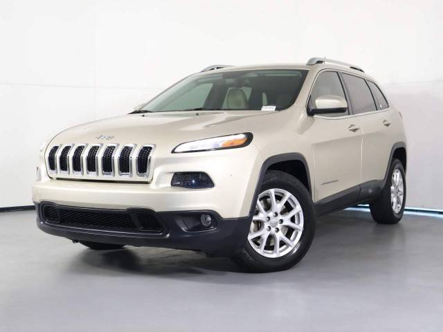 2015 Jeep Cherokee Latitude FWD photo