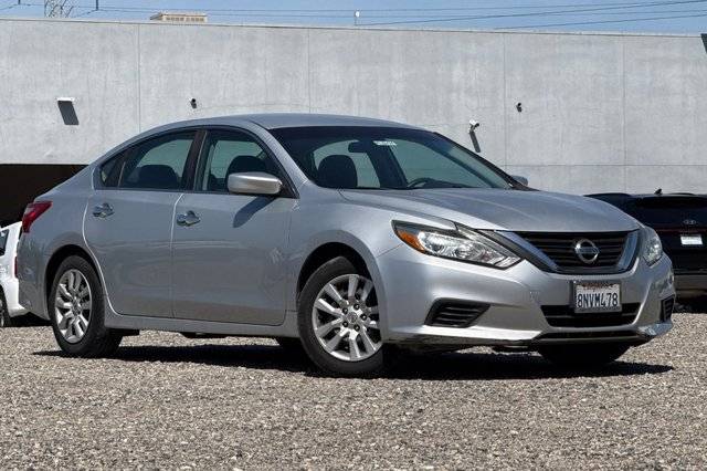 2016 Nissan Altima 2.5 S FWD photo