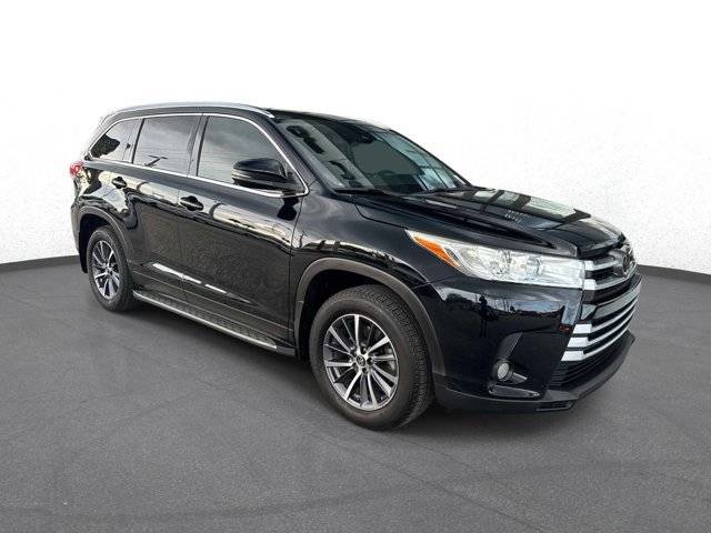 2019 Toyota Highlander XLE AWD photo
