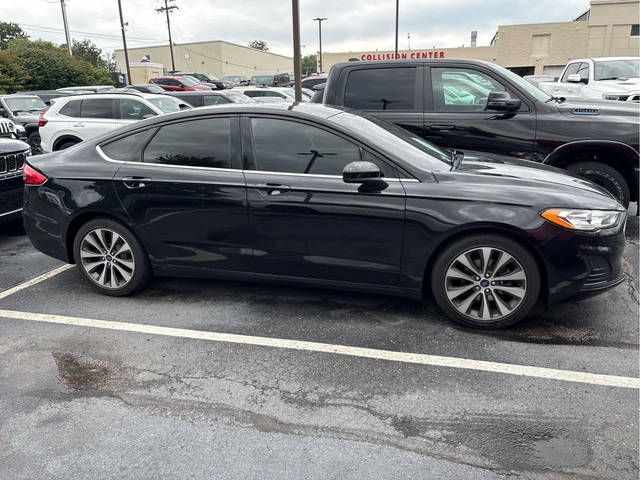 2019 Ford Fusion SE AWD photo
