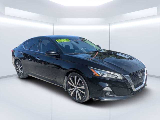 2019 Nissan Altima 2.5 Platinum FWD photo