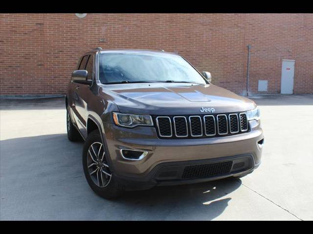 2019 Jeep Grand Cherokee Laredo E 4WD photo