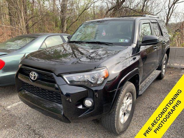 2019 Toyota 4Runner SR5 4WD photo