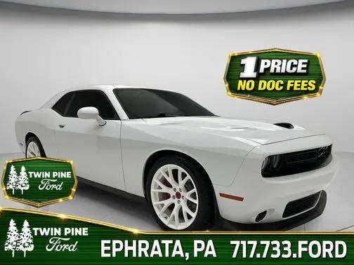 2019 Dodge Challenger R/T Scat Pack RWD photo