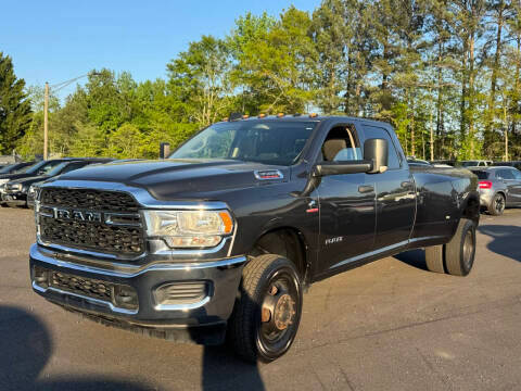 2019 Ram 3500 Tradesman 4WD photo
