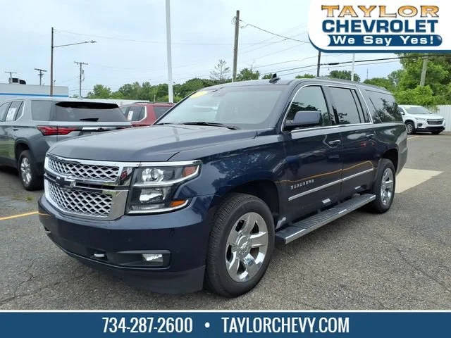 2019 Chevrolet Suburban LT 4WD photo