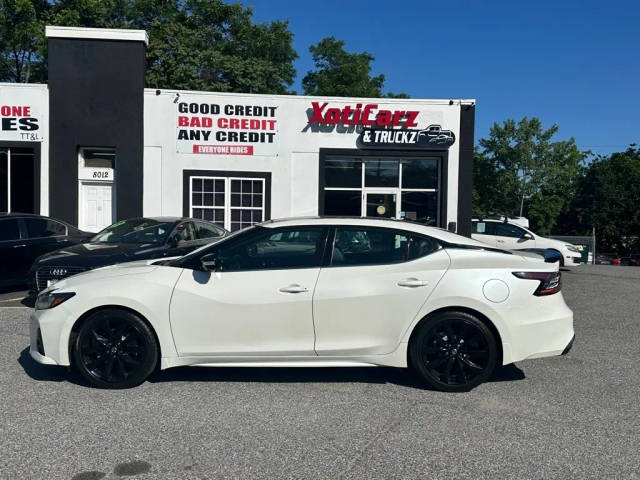 2019 Nissan Maxima SR FWD photo
