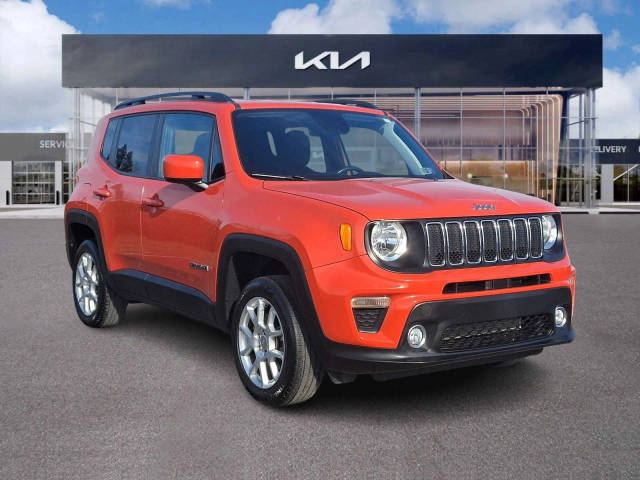 2019 Jeep Renegade Latitude 4WD photo