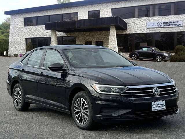 2019 Volkswagen Jetta SEL FWD photo