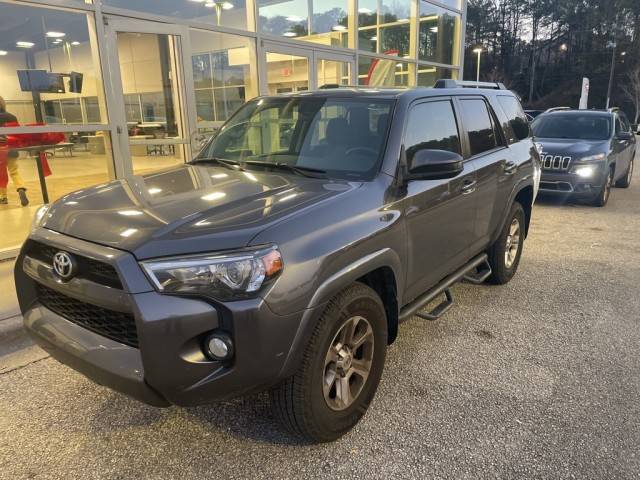 2019 Toyota 4Runner SR5 RWD photo