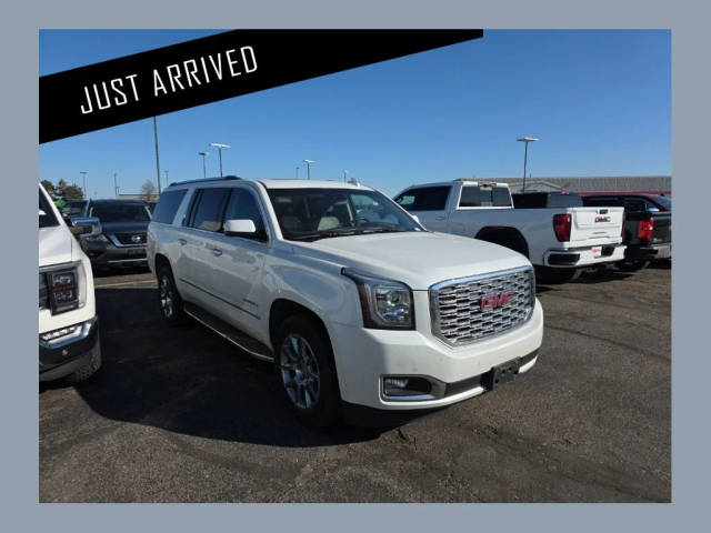 2019 GMC Yukon XL Denali 4WD photo