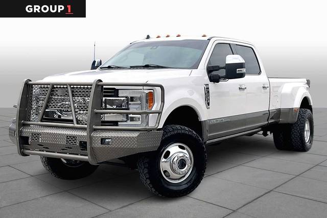 2019 Ford F-350 Super Duty King Ranch 4WD photo