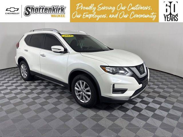 2019 Nissan Rogue SV AWD photo