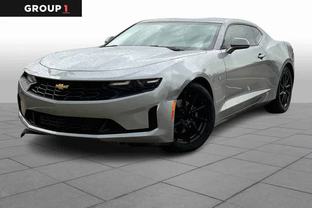 2019 Chevrolet Camaro 1LT RWD photo