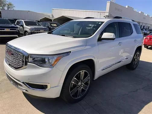 2019 GMC Acadia Denali AWD photo