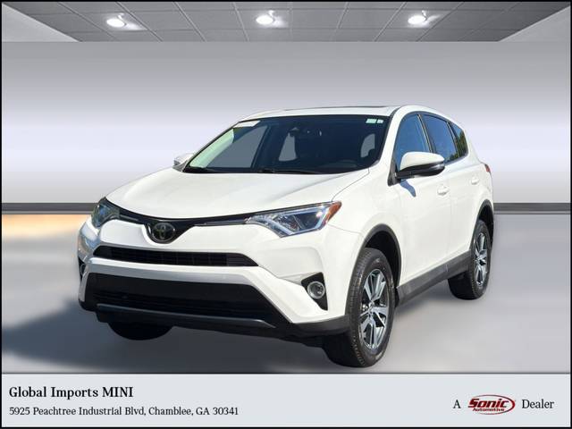 2018 Toyota RAV4 XLE FWD photo