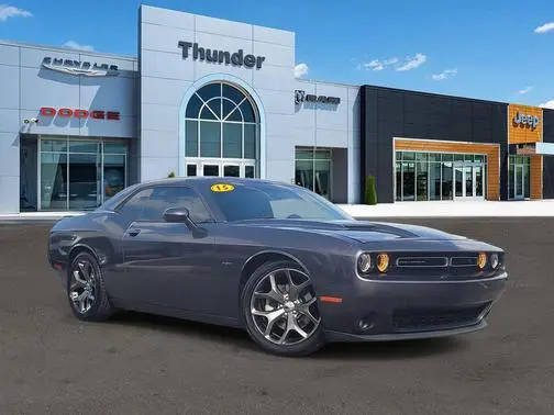 2015 Dodge Challenger R/T RWD photo