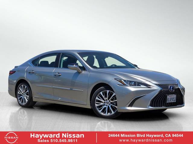 2019 Lexus ES ES 300h FWD photo