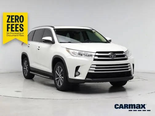 2019 Toyota Highlander XLE FWD photo