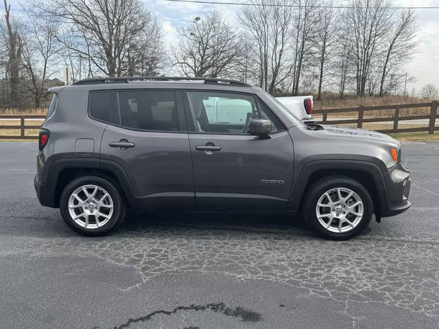 2019 Jeep Renegade Latitude FWD photo