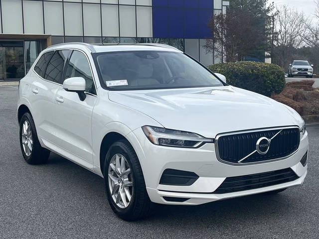 2020 Volvo XC60 Momentum FWD photo