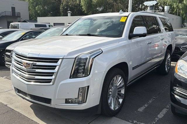 2019 Cadillac Escalade ESV Platinum 4WD photo