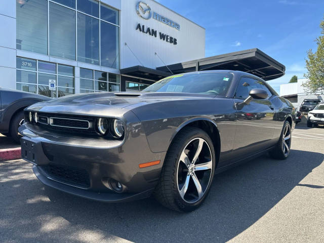 2019 Dodge Challenger SXT RWD photo
