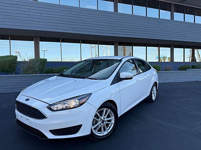 2015 Ford Focus SE FWD photo