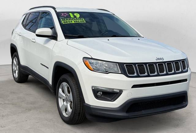 2019 Jeep Compass Latitude 4WD photo