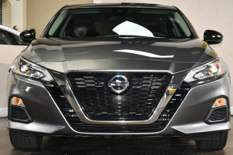 2020 Nissan Altima 2.5 SR FWD photo