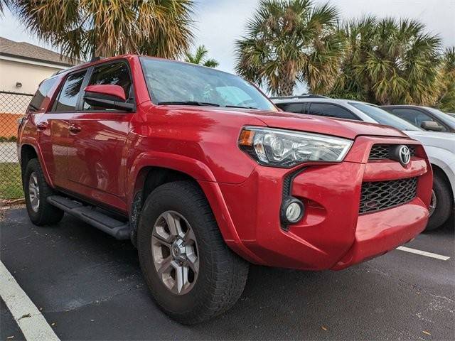 2019 Toyota 4Runner SR5 RWD photo