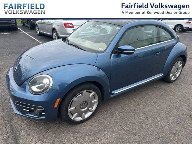 2019 Volkswagen Beetle SE FWD photo