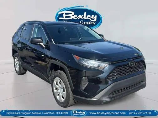 2019 Toyota RAV4 LE FWD photo
