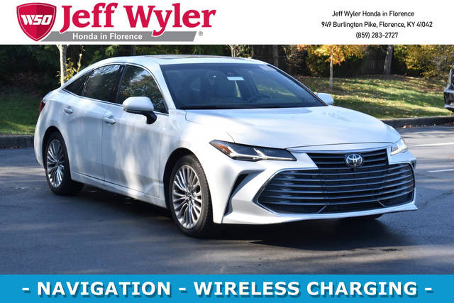 2019 Toyota Avalon Limited FWD photo